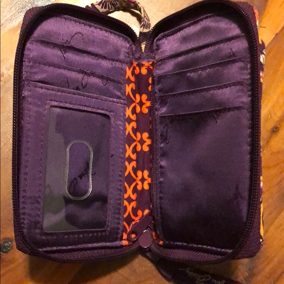 Vera Bradley retired pattern wallet - Picture 2 of 3